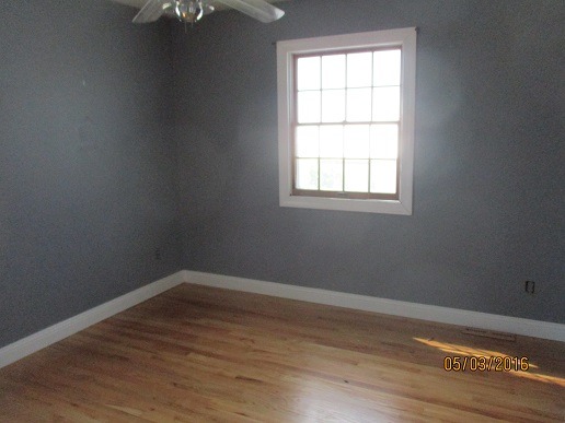 3347 E 18th Rd, Ottawa, IL 61350 photo 9