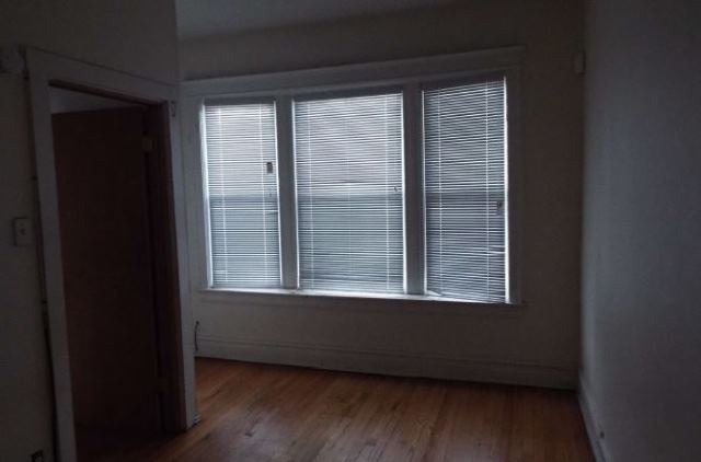 1330 E 72nd Pl, Chicago, IL 60619 photo 8