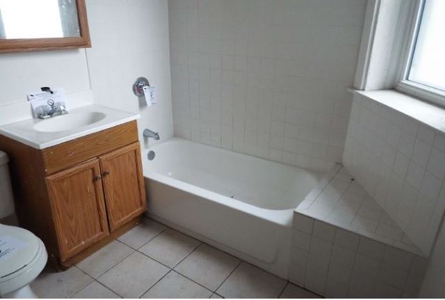 1330 E 72nd Pl, Chicago, IL 60619 photo 6