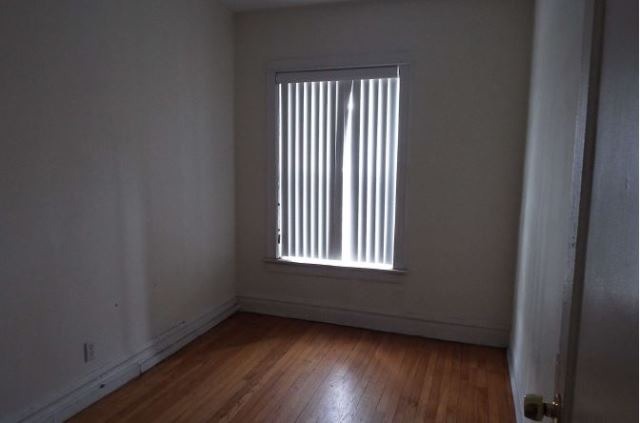 1330 E 72nd Pl, Chicago, IL 60619 photo 4