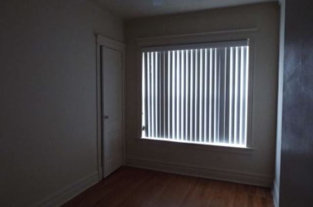 1330 E 72nd Pl, Chicago, IL 60619 photo 9