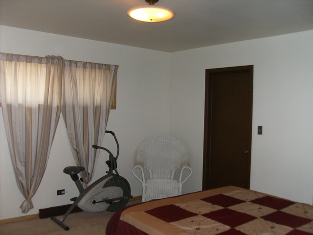 437 Maple Ln, Hillside, IL 60162 photo 8
