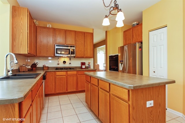 474 Mockingbird Ct, Lake Villa, IL 60046 photo 4