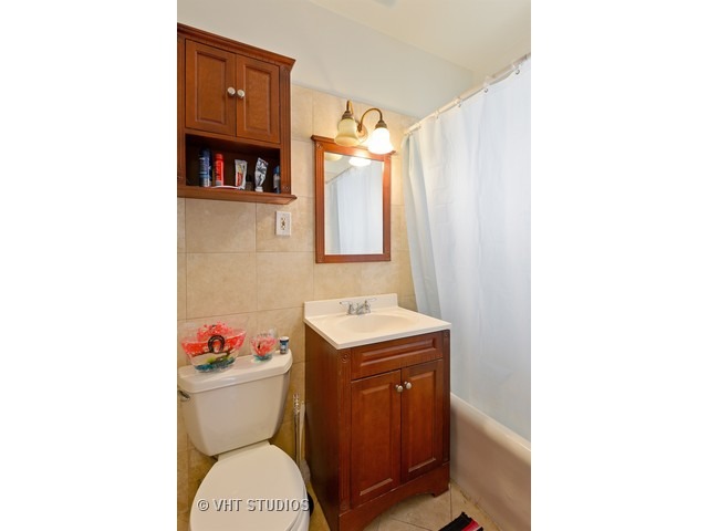 5659 N Artesian Ave #3, Chicago, IL 60659 photo 7