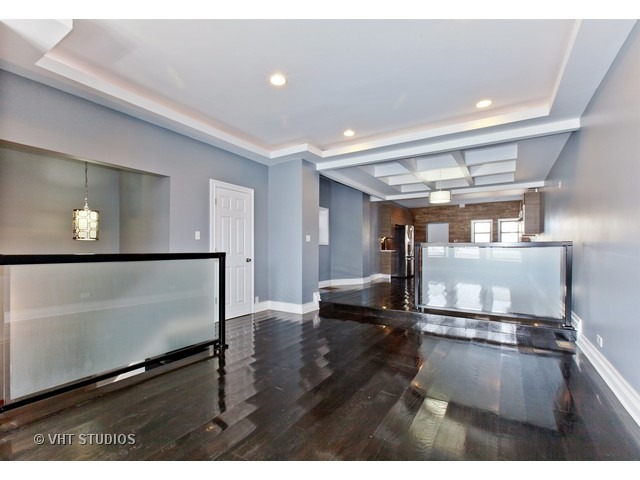 1506 E Marquette Rd, Chicago, IL 60637 photo 5
