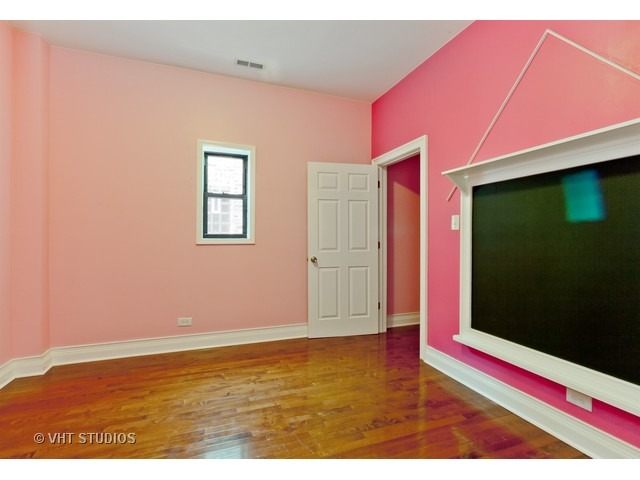 1506 E Marquette Rd, Chicago, IL 60637 photo 10