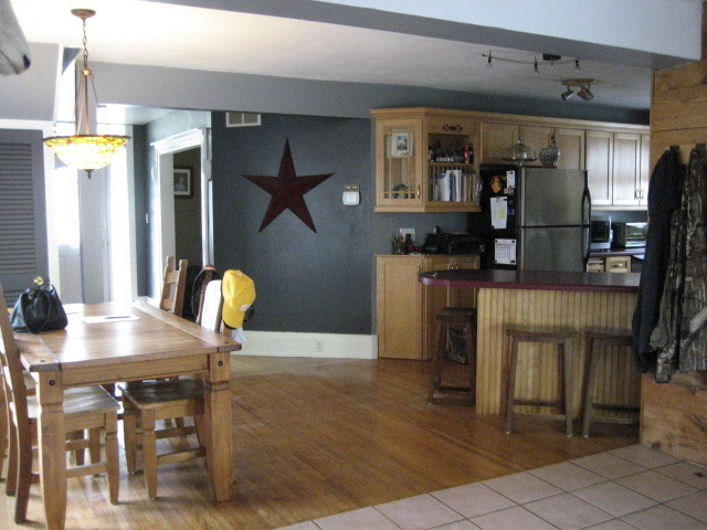 317 S Kankakee St, Wilmington, IL 60481 photo 14