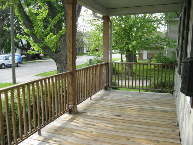 317 S Kankakee St, Wilmington, IL 60481 photo 3