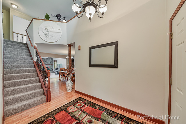 2062 Brookside Ln, Aurora, IL 60502 photo 2
