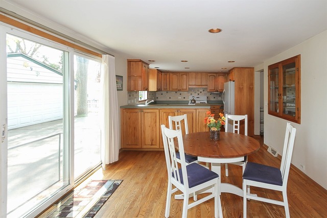 412 Clearview Ave, Wauconda, IL 60084 photo 9