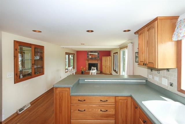 412 Clearview Ave, Wauconda, IL 60084 photo 8