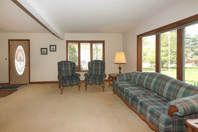 412 Clearview Ave, Wauconda, IL 60084 photo 4