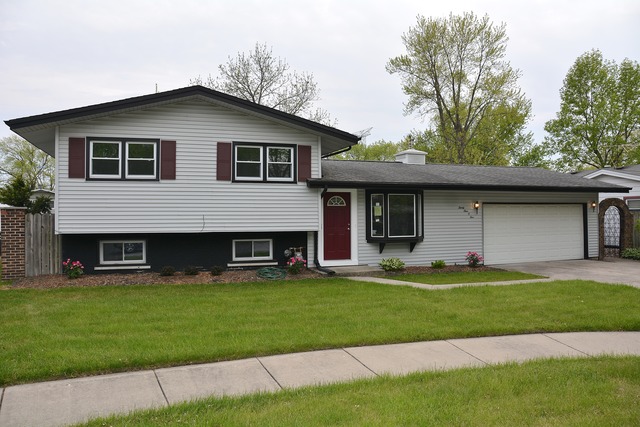 3105 189th St, Lansing, IL 60438 photo 1