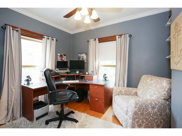 359 Walnut Ave, Elgin, IL 60123 photo 14