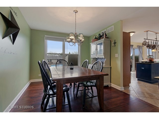 2920 Discovery Dr, Plainfield, IL 60586 photo 9