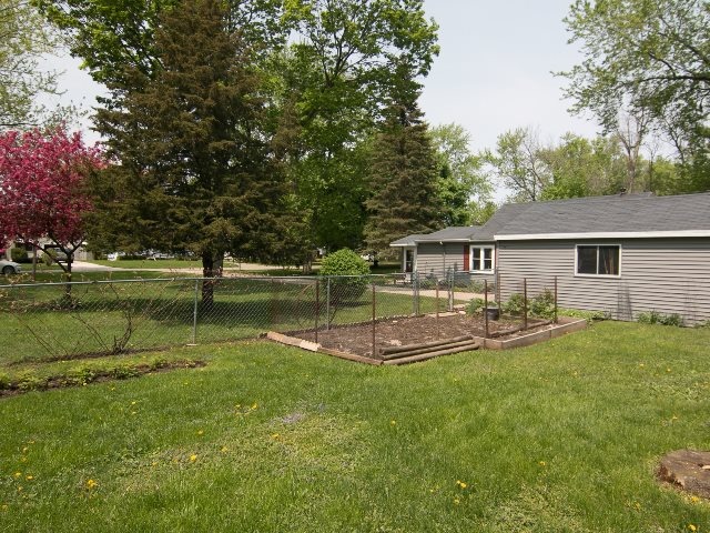 2060 E Bradley St, Beloit, WI 53511 photo 23