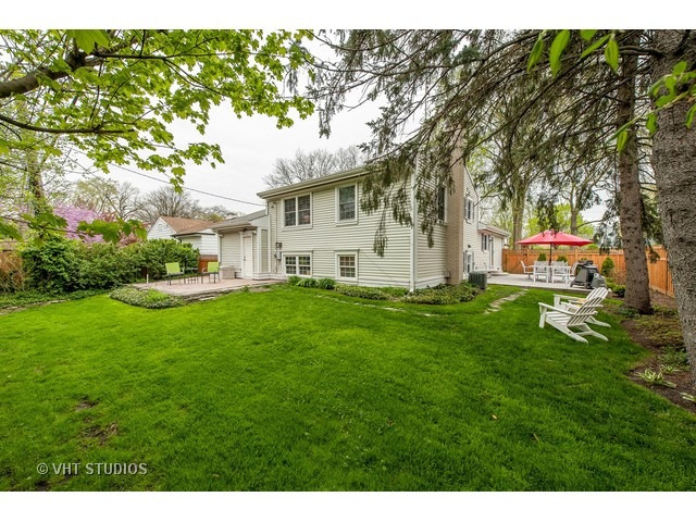 217 Glenview Rd, Glenview, IL 60025 photo 2