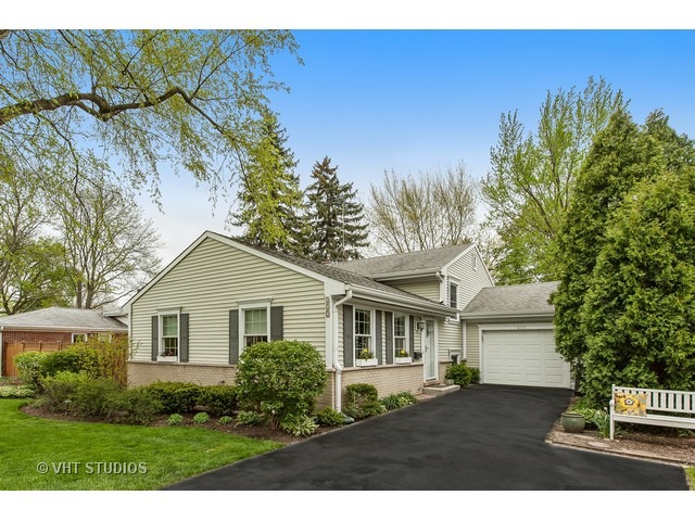 217 Glenview Rd, Glenview, IL 60025 photo 1