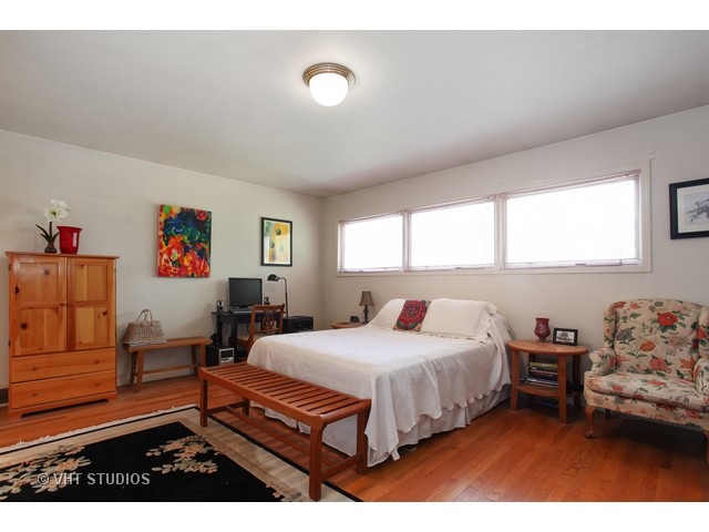 850 Warwick Rd, Deerfield, IL 60015 photo 6