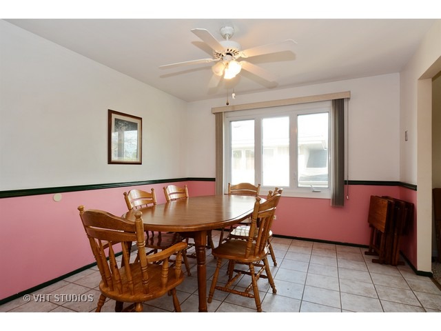 5846 Liberty Sq, Oak Forest, IL 60452 photo 4