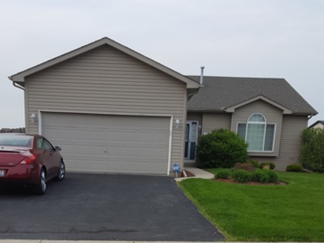 7011 Bitterroot Dr, Plainfield, IL 60586 photo 1
