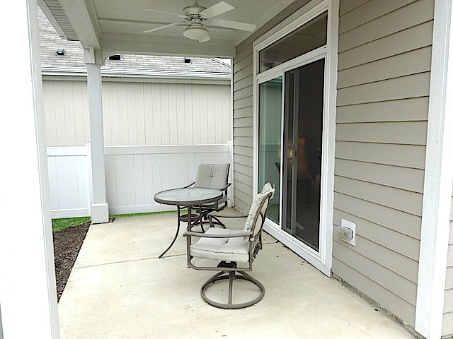 16559 S Fox Run Cir, Plainfield, IL 60586 photo 3