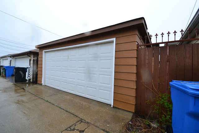 3348 S Normal Ave, Chicago, IL 60616 photo 25