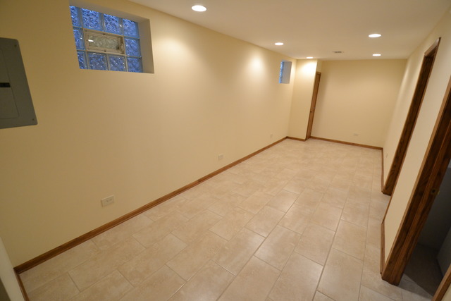 3348 S Normal Ave, Chicago, IL 60616 photo 20