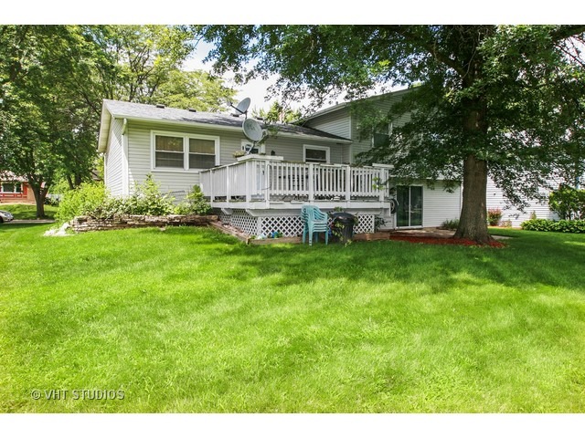 711 Evergreen Ct, Algonquin, IL 60102 photo 17