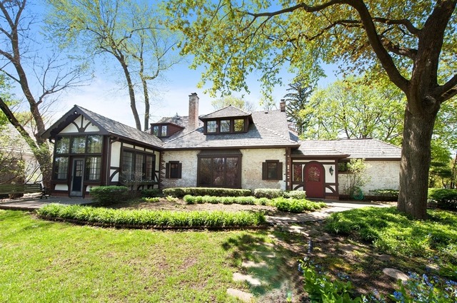 55 Park Ln, Golf, IL 60029 photo 1