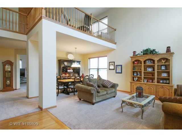 25155 Constitution Ct, Plainfield, IL 60544 photo 4