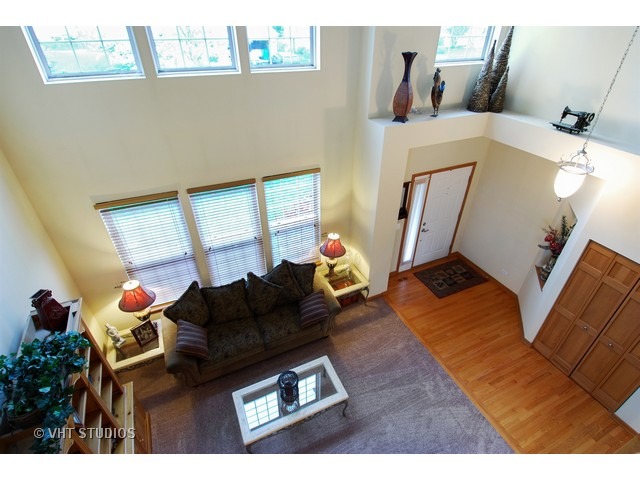 25155 Constitution Ct, Plainfield, IL 60544 photo 3