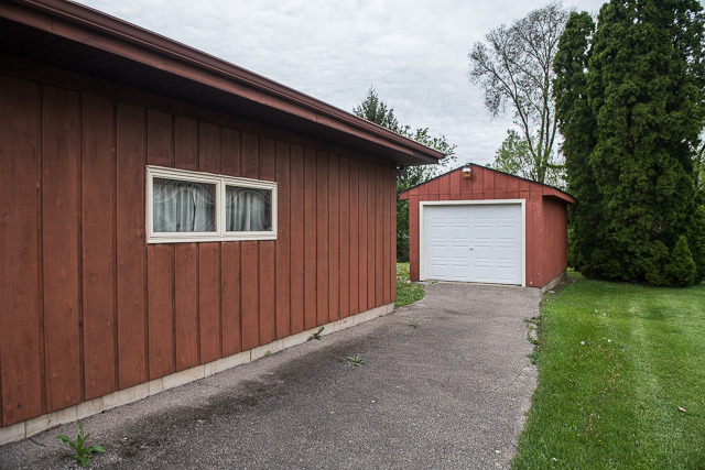 250 2nd St, Elgin, IL 60123 photo 3