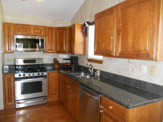 13480 Redberry Cir, Plainfield, IL 60544 photo 2
