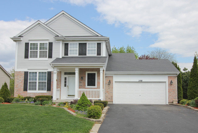 390 Plainview Dr, Bolingbrook, IL 60440 photo 1