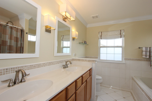 390 Plainview Dr, Bolingbrook, IL 60440 photo 13