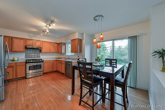 2799 Stuart Kaplan Dr, Aurora, IL 60503 photo 4