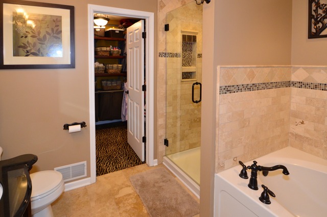 602 Declaration Ln, Aurora, IL 60502 photo 12