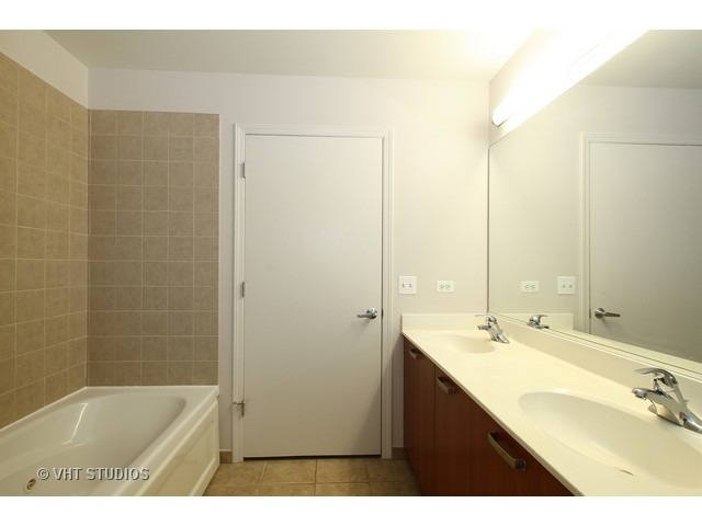 111 S Morgan St #508, Chicago, IL 60607 photo 15