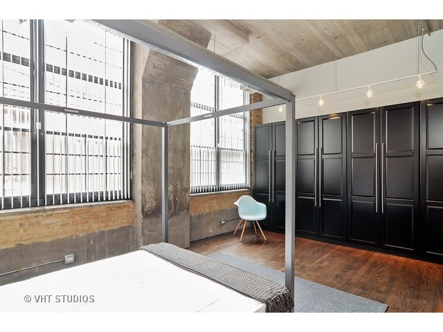 17 N Loomis St #1M, Chicago, IL 60607 photo 7