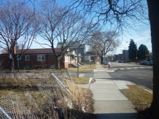 1054 E 93rd St, Chicago, IL 60619 photo 2