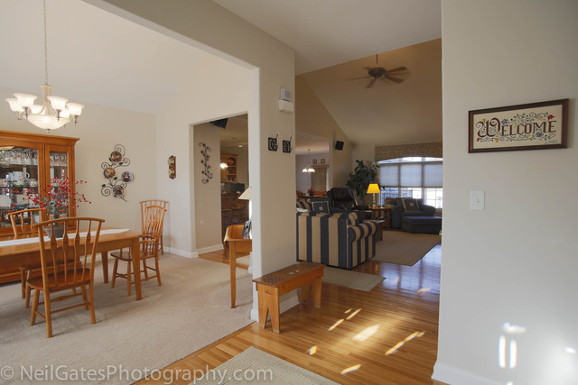 12751 Barrow Ln, Plainfield, IL 60585 photo 4