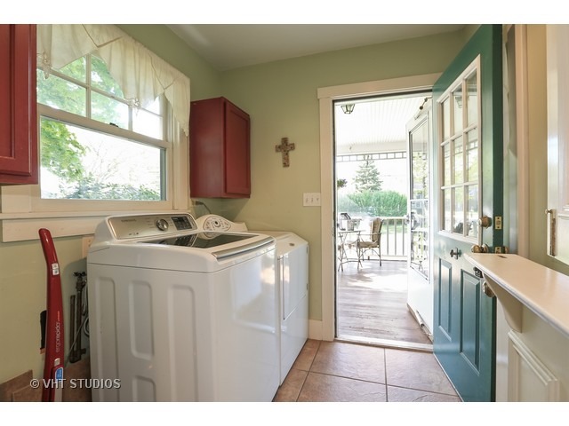 2001 Glenview Rd, Glenview, IL 60025 photo 8
