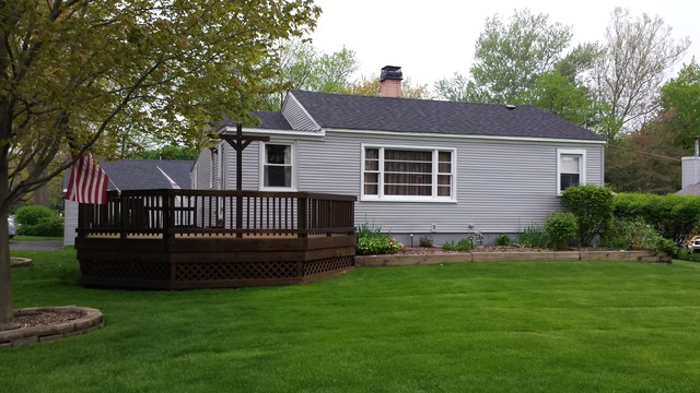 1913 Oak Dr, Mchenry, IL 60050 photo 4