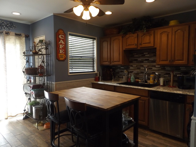 2105 Sigwalt St, Rolling Meadows, IL 60008 photo 4