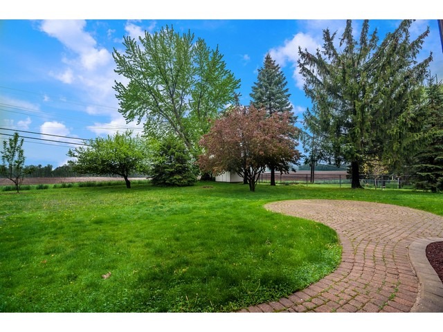 2805 Killarney Dr, Cary, IL 60013 photo 21