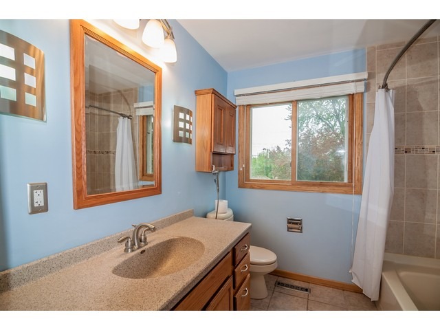 2805 Killarney Dr, Cary, IL 60013 photo 18