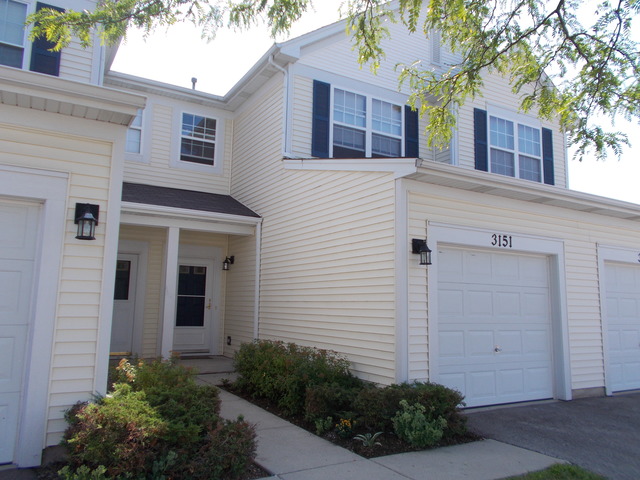 3151 Falling Waters Ln, Lindenhurst, IL 60046 photo 1