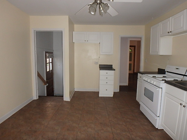 17844 Community St, Lansing, IL 60438 photo 6