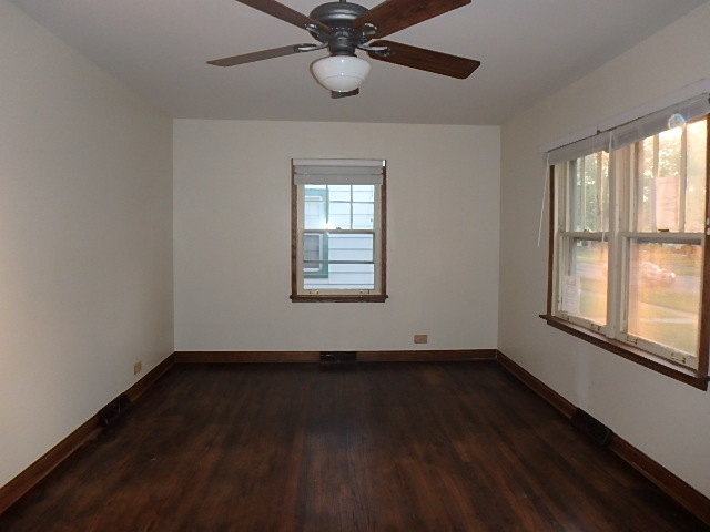 17844 Community St, Lansing, IL 60438 photo 3